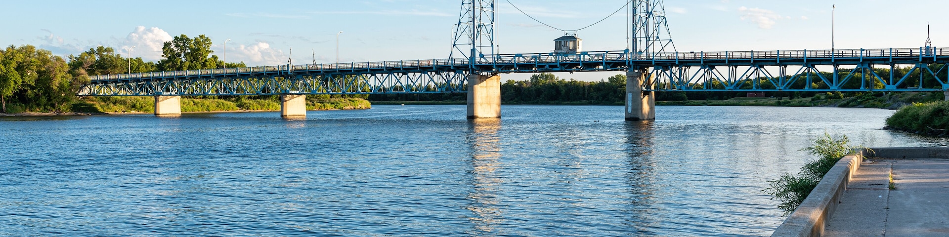 The bridge of Selkirk above the Red River (Selkirk, Manitoba, Canada)