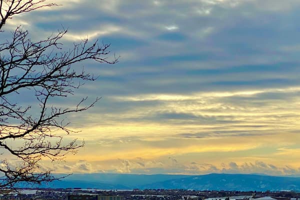 Amazing sunset after a snowfall! ❄️💙
