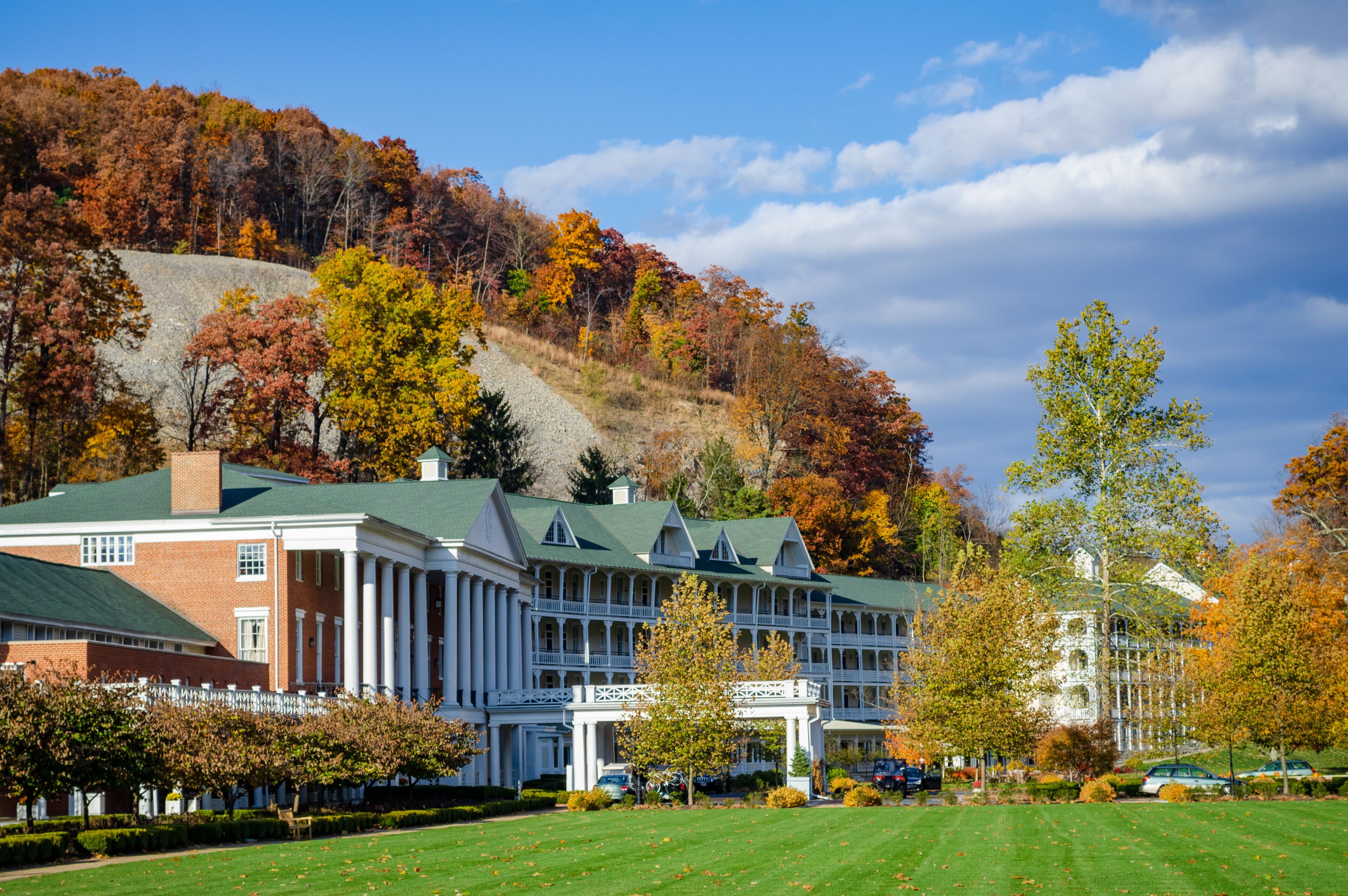 Award-winning Omni Bedford Springs Resort located in South Pennsylvania's scenic Cumberland Valley in Bedford, PA