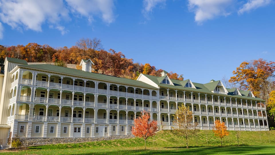 Award-winning Omni Bedford Springs Resort located in South Pennsylvania's scenic Cumberland Valley in Bedford, PA
