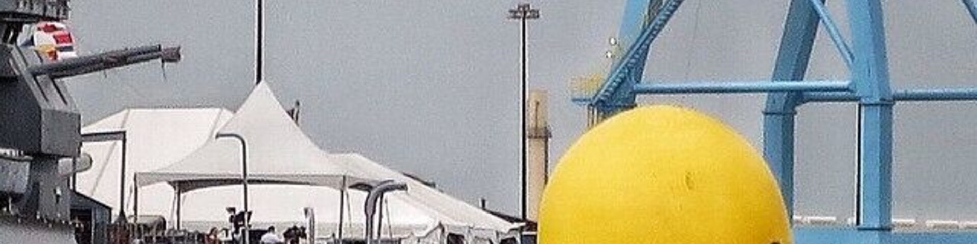 This giant rubber duck was supposed to be the star of the Tall Ships Festivall but, alas, didn't cooperate.