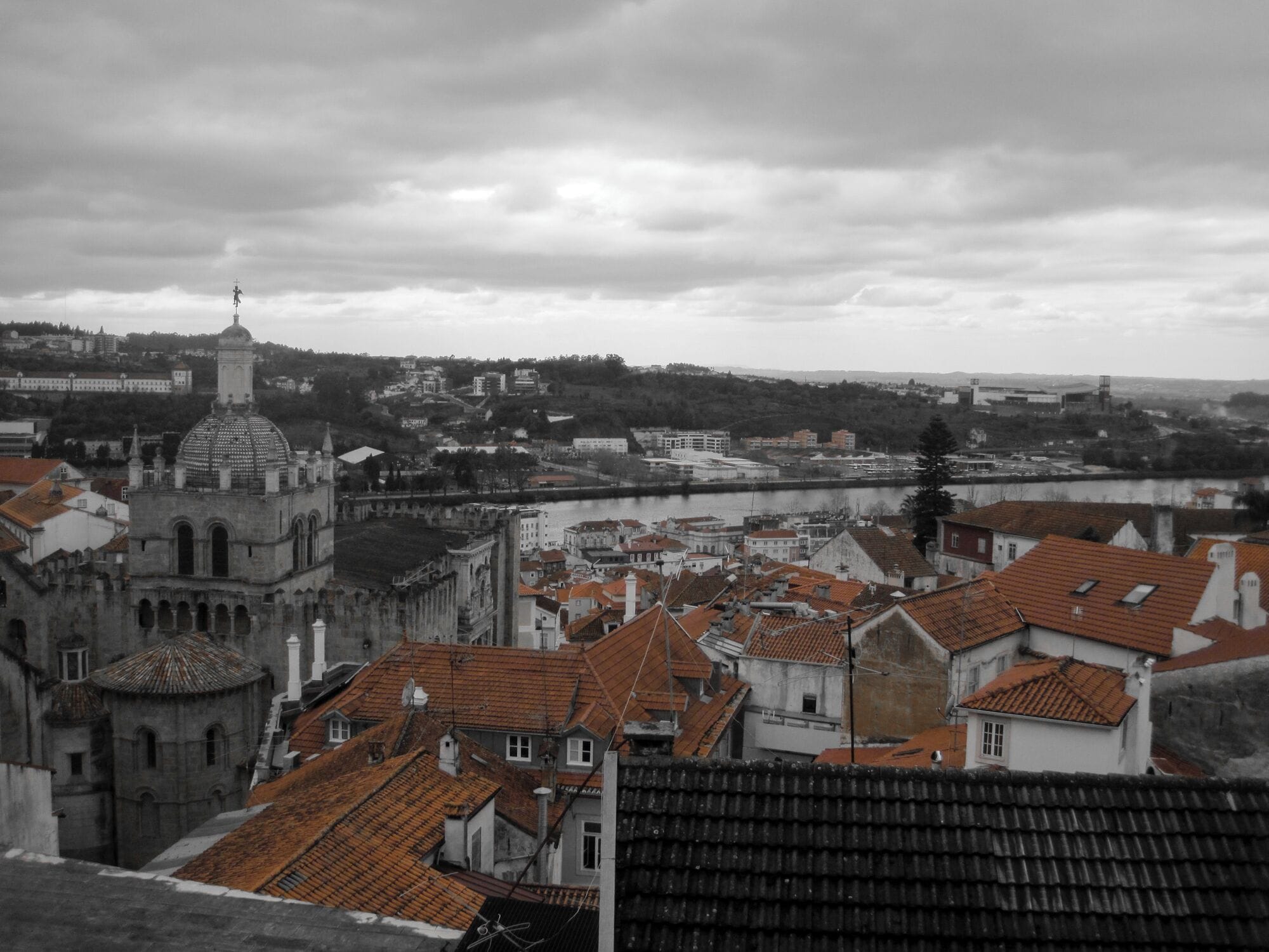 A student town with an unexpectedly beautiful botanical garden. 