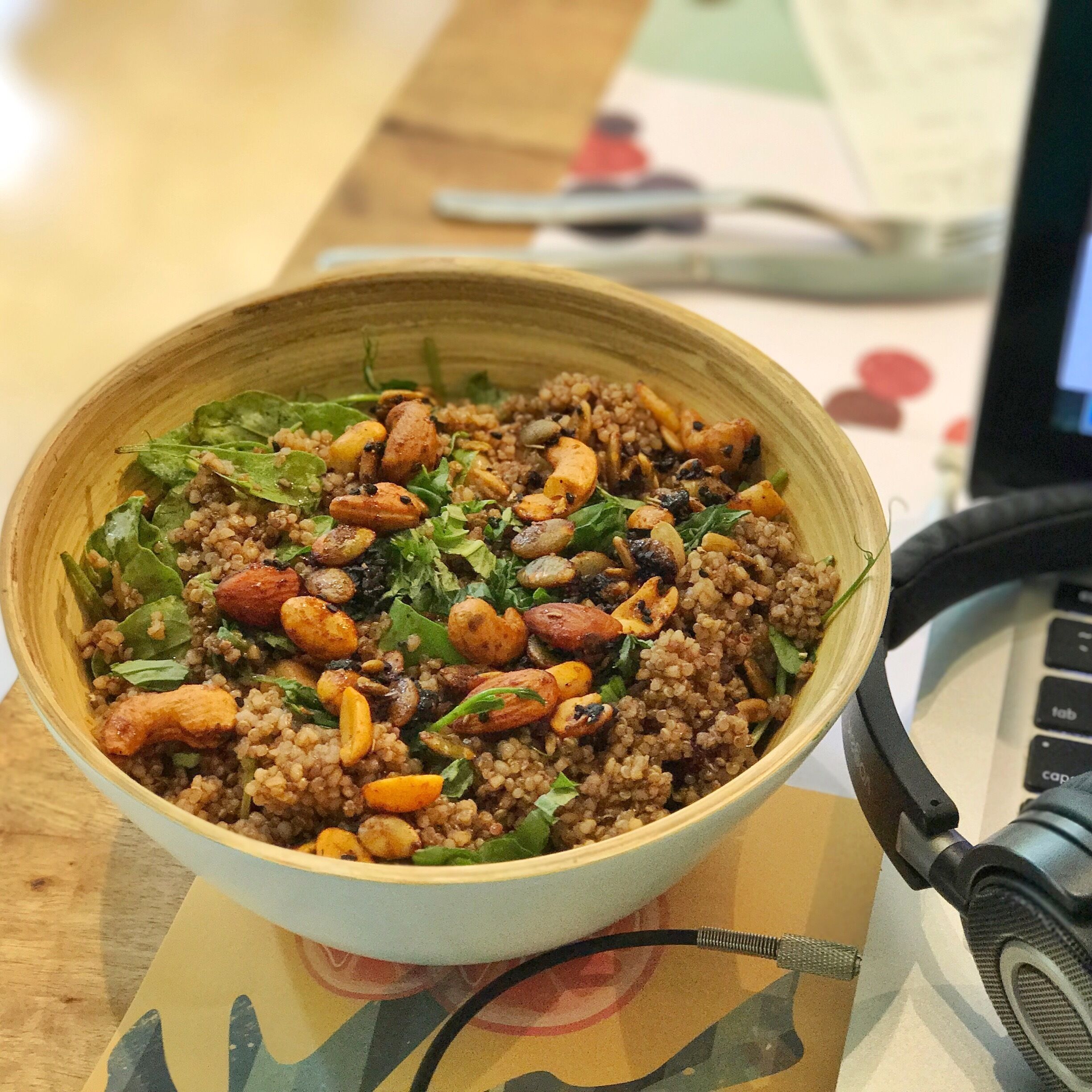 No one does salads like Kitchen Garden by Suzette. I like to make my own, with barley or bulgur, lots of nuts, micro greens, roasted beet roots, chickpeas or falafel, and a balsamic vinegar dressing. An energy-packed and filling meal, especially when clubbed with a vegan chocolate smoothie 😋

#theshootingstar #vegan #mumbai #food 