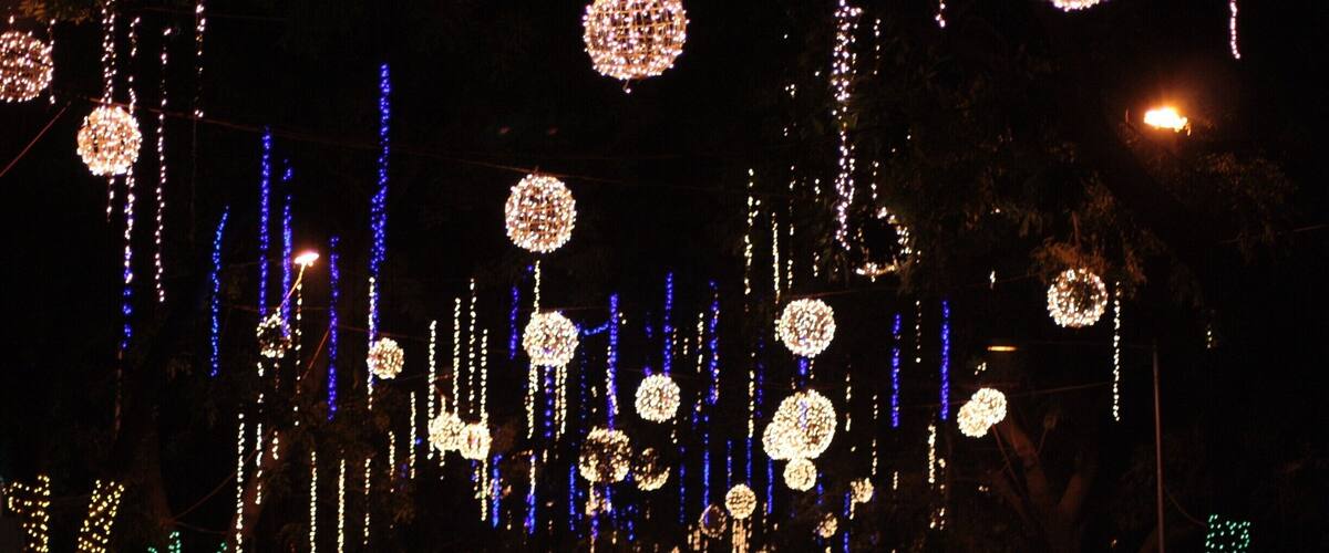 #NewYearLights
#Mumbai
Lighting for New Year Celebration