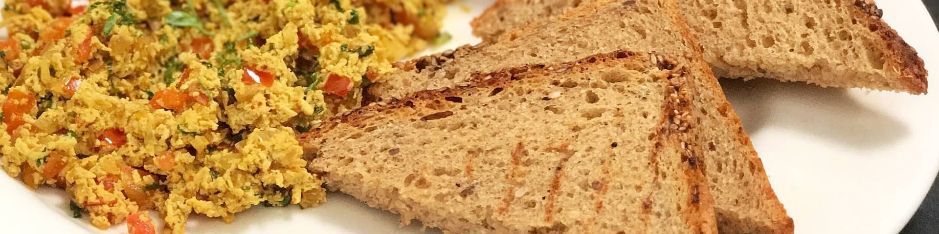 On the busy, chaotic streets of Mumbai, Village Shop is a little oasis surrounded by bamboos and green wilderness. Their new menu features a wide vegan selection - my favourites are the tofu scramble with vegan butter, and raw cacao and avocado milkshake. Go on a cool, breezy day and enjoy the verandah seating - you’ll forget all about Mumbai’s chaos for a while 😉
#mumbai #vegan #food #theshootingstar #responsibletravel