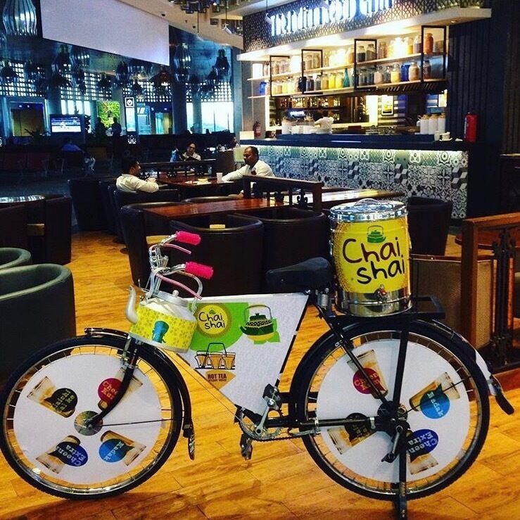 Tea aka "Chai" is one of the most famous beverages of India and many vendors sell Tea using their bicycle in similar fashion. I found this beautifully decorated bicycle with a Tea container in during my last visit to Mumbai, India.

#India #Mumbai #Culture #Colorful