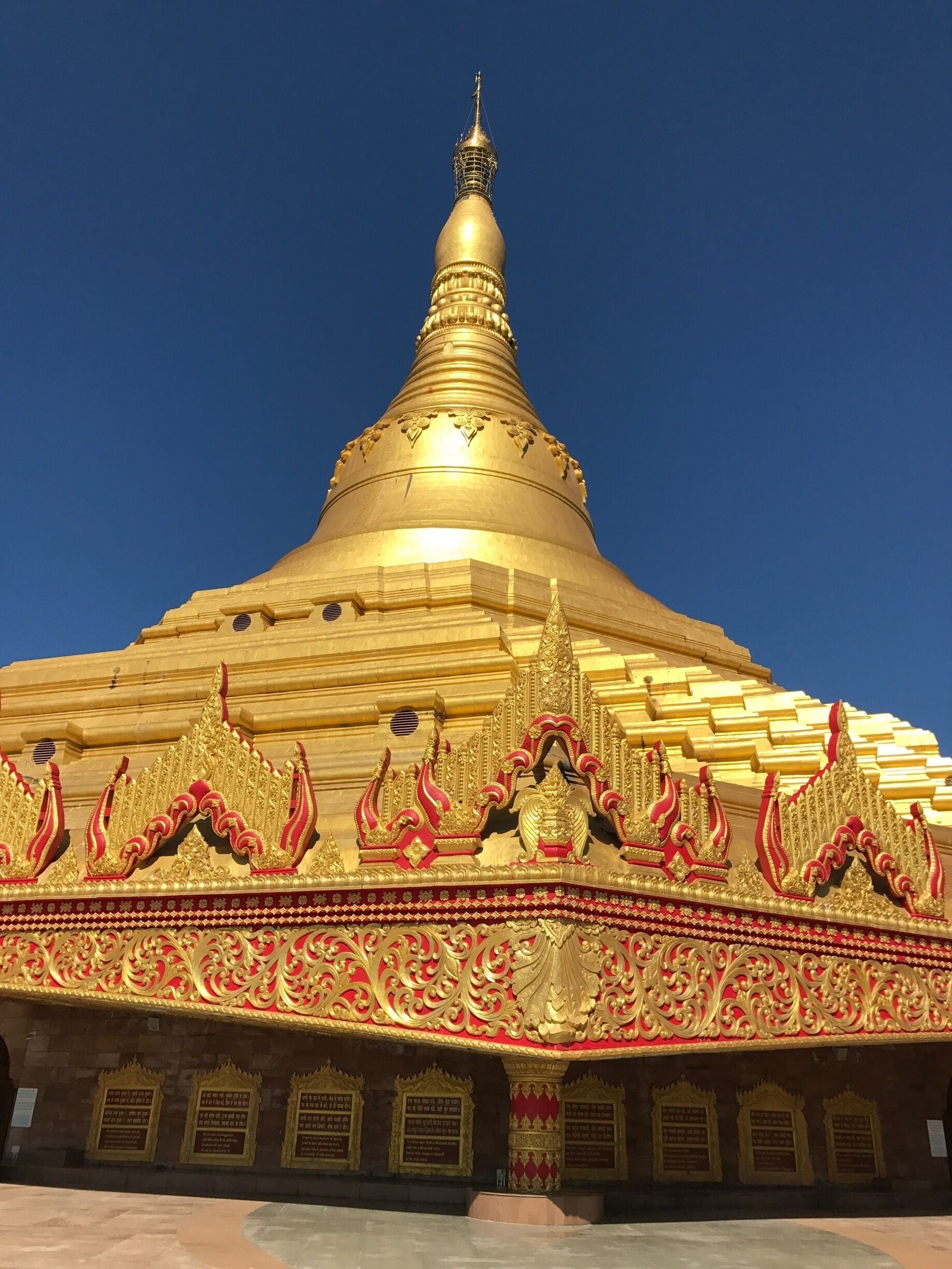 Beautiful pace to visit ! Peaceful and relax way of meditation .