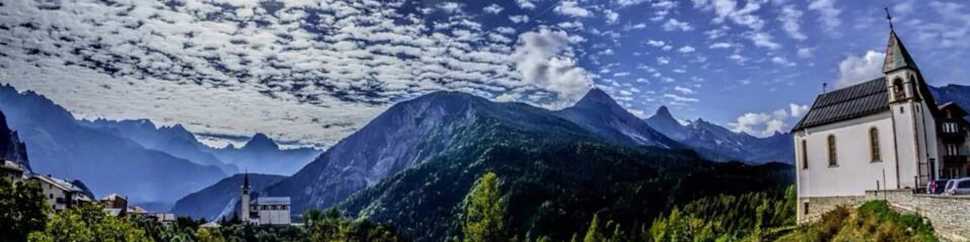 Driving doe. From cortina de Amprezzo to venice. Saw the church and the sky thought it was a beautiful site.