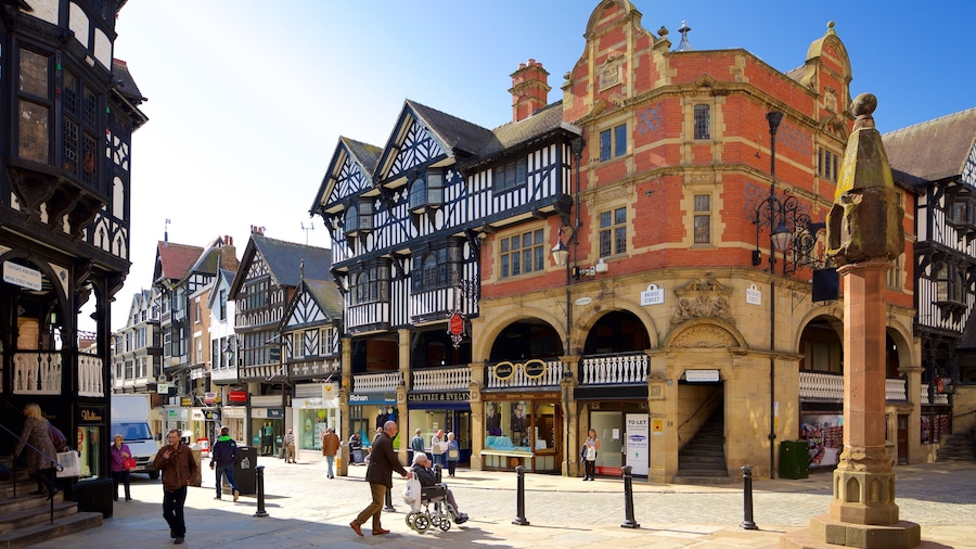 Chester featuring a square or plaza, heritage elements and a city