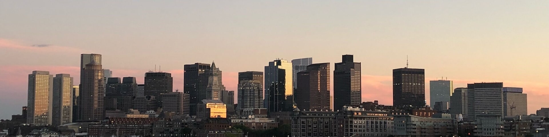 Perfect spot to watch the sunset during the summer. Beautiful park - take a water taxi over. Then eat at The Reel House it Cunard Tavern.