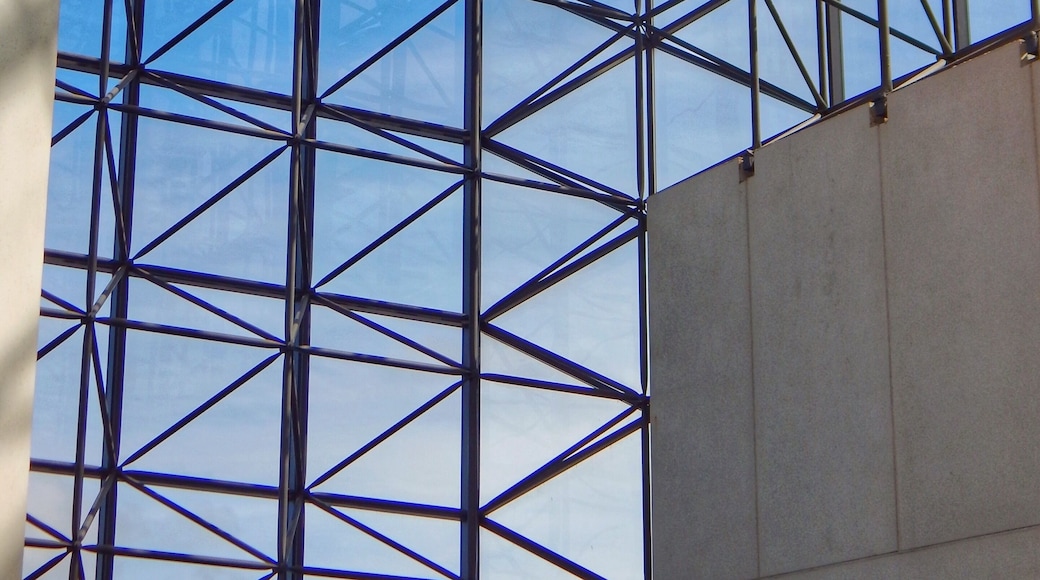 The Presidential Library of John F. Kennedy is a treasure. Located on a point, it is surrounded by water. There is a cafe and gift shop. Privately run, charges admission. #localgem #weekendtrip #perspectives #presidentiallibrary #JFK #boston