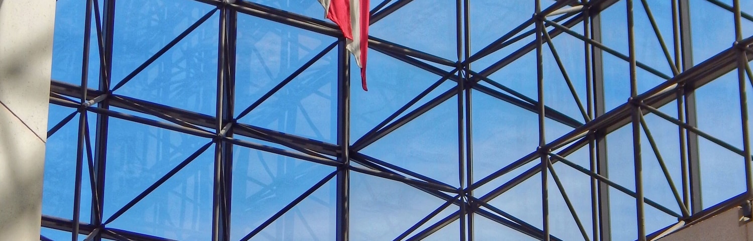 The Presidential Library of John F. Kennedy is a treasure. Located on a point, it is surrounded by water. There is a cafe and gift shop. Privately run, charges admission. #localgem #weekendtrip #perspectives #presidentiallibrary #JFK #boston