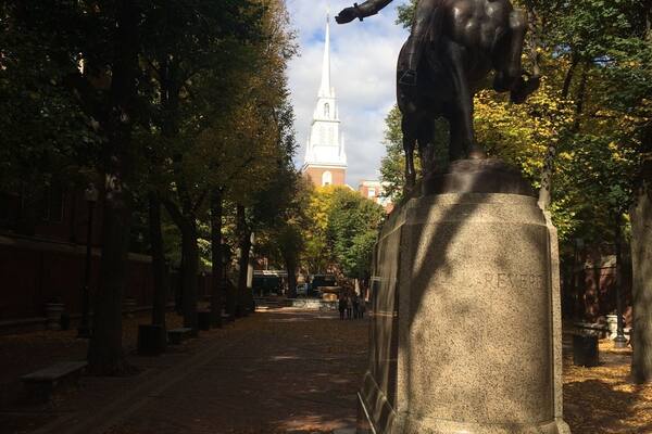 Our 10 days, 1,440 miles and seven state road trip we finished in Boston. The Freedom Trail is a must! We are huge on guided tours so we bough the book and read along as we walked. Boston is stunning in the fall!
#loftinadventures