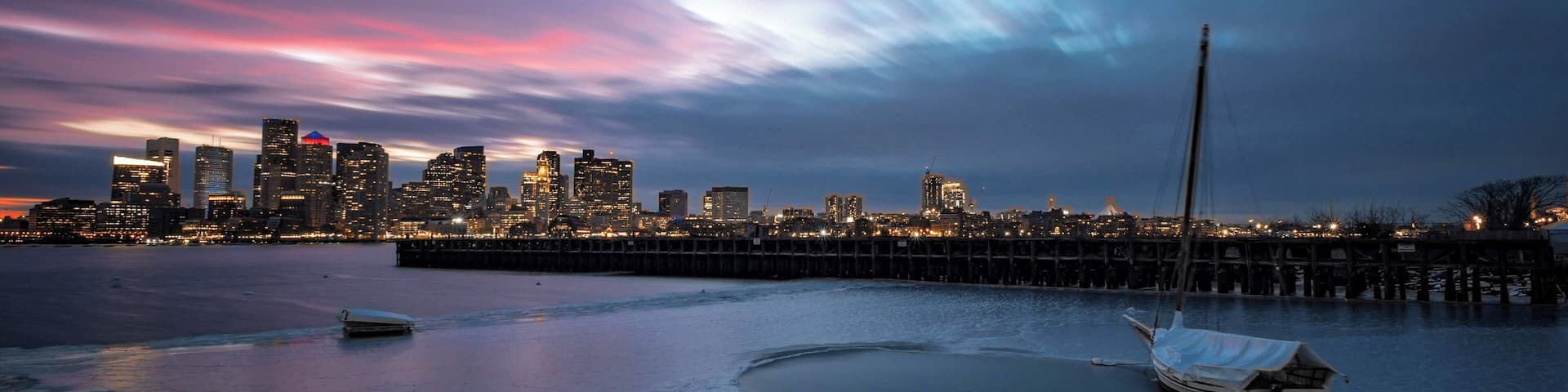 Although East Boston is synonymous with Logan International Airport, New England’s largest and the nation’s 19th busiest airport, it also has some of the most breathtaking views of Boston Harbor and the city’s skyline to be found.
If you decide to go during the winter season, be ready to brave the cold. The good thing is that the normally scarce parking lots are quite more available.
#Boston #USA #Travel #Sunset #MyBackyard