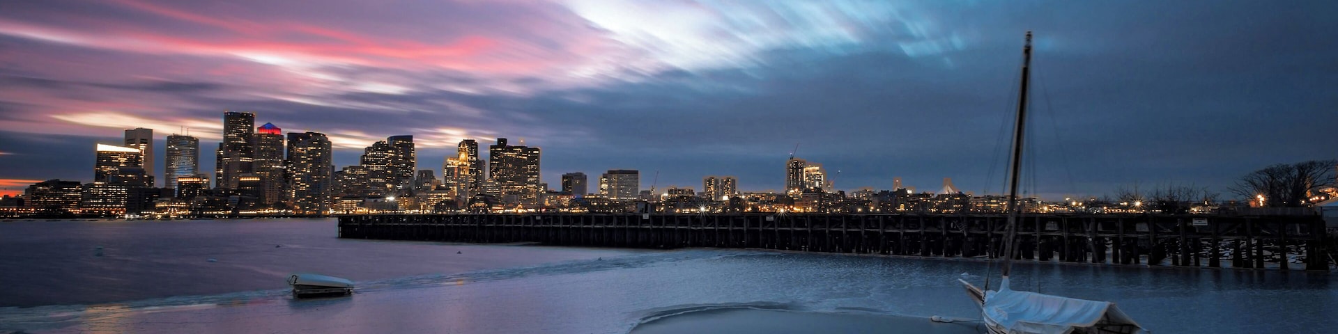 Although East Boston is synonymous with Logan International Airport, New England’s largest and the nation’s 19th busiest airport, it also has some of the most breathtaking views of Boston Harbor and the city’s skyline to be found.
If you decide to go during the winter season, be ready to brave the cold. The good thing is that the normally scarce parking lots are quite more available.
#Boston #USA #Travel #Sunset #MyBackyard