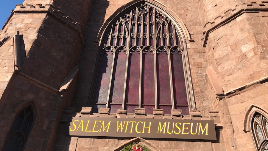 Awesome stories of the witch trials.