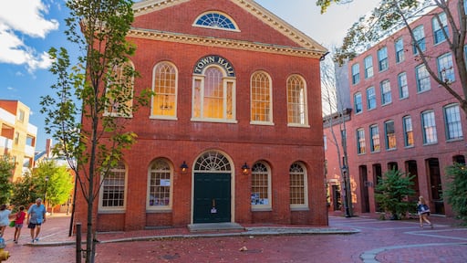 Salem showing heritage architecture