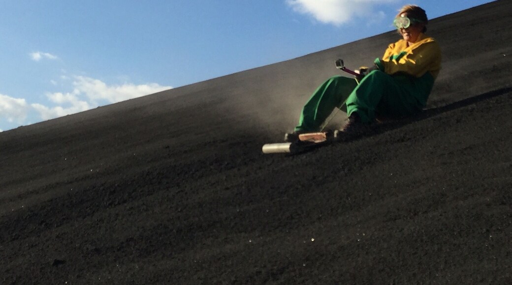 Volcano boarding down cerro negro. Hiked 40 minutes to the top then boarded down in 2 minutes. $30 for the tour. Includes transportation, entrance fee, guide, equipment and some snacks. Dennis with Tierra Tours was the perfect guide.
#nicaragua #adventure #volcano #centralamerica