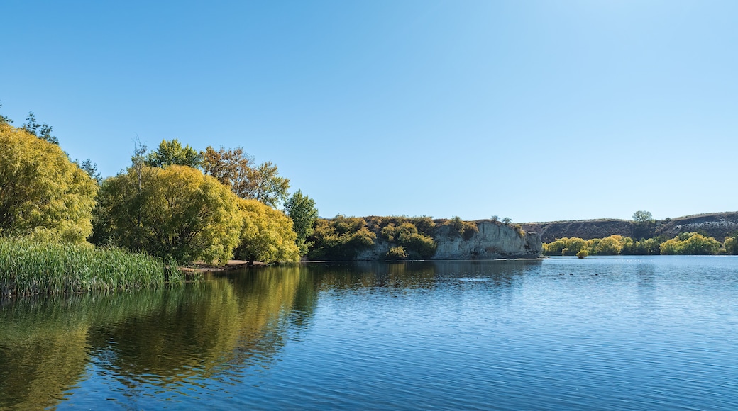 Aerial perspective of the Cromwell gorge and Bannockburn area in Autumn