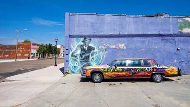 The home of the Delta Blues museum, the Crossroads, Ground Zero Blues club owned by Morgan Freeman and Reds blues club. Several blues festivals in the city. Great authentic blues can be found here.