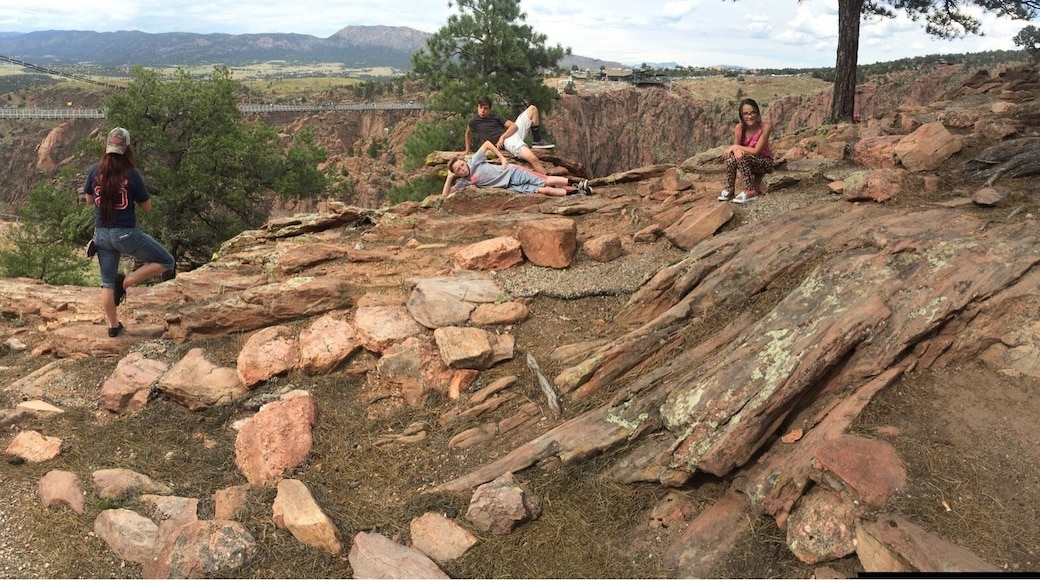 Royal Gorge with the kids.
#weekendgetaway