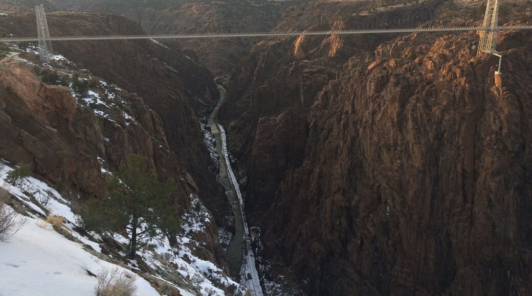 We were driving along seeing nothing really and then all of a sudden the bottom drops out from underneath you! Wow!!!
