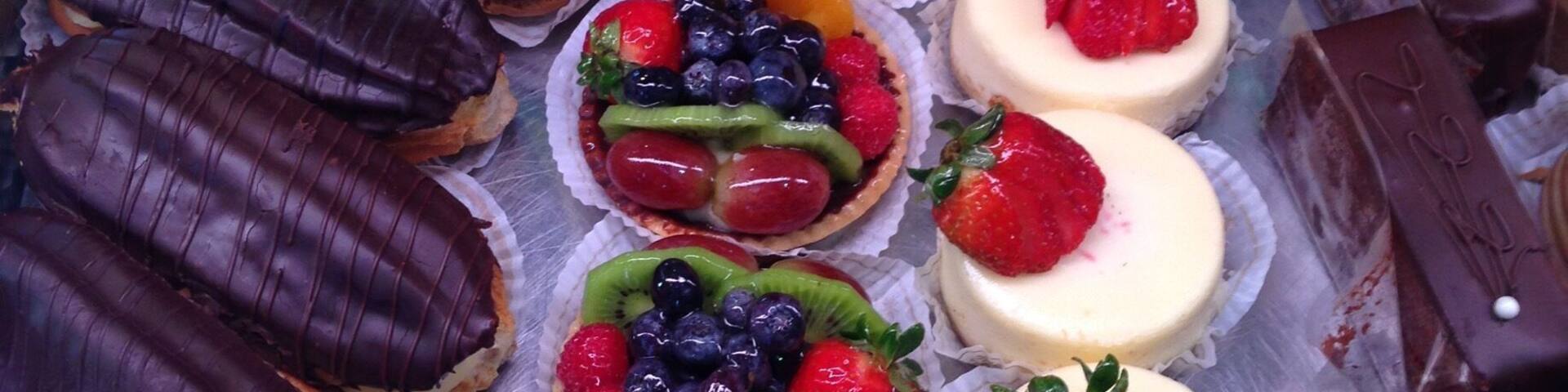 Yummy selection of desserts at Drager's.
#SweetSpot