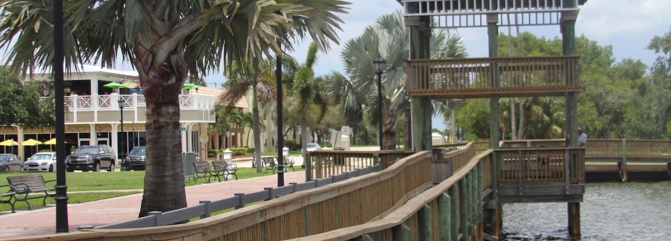 After you check out Cocoa village, there's a great little slash park for kids, and benches with good views by the park just past the shops.
