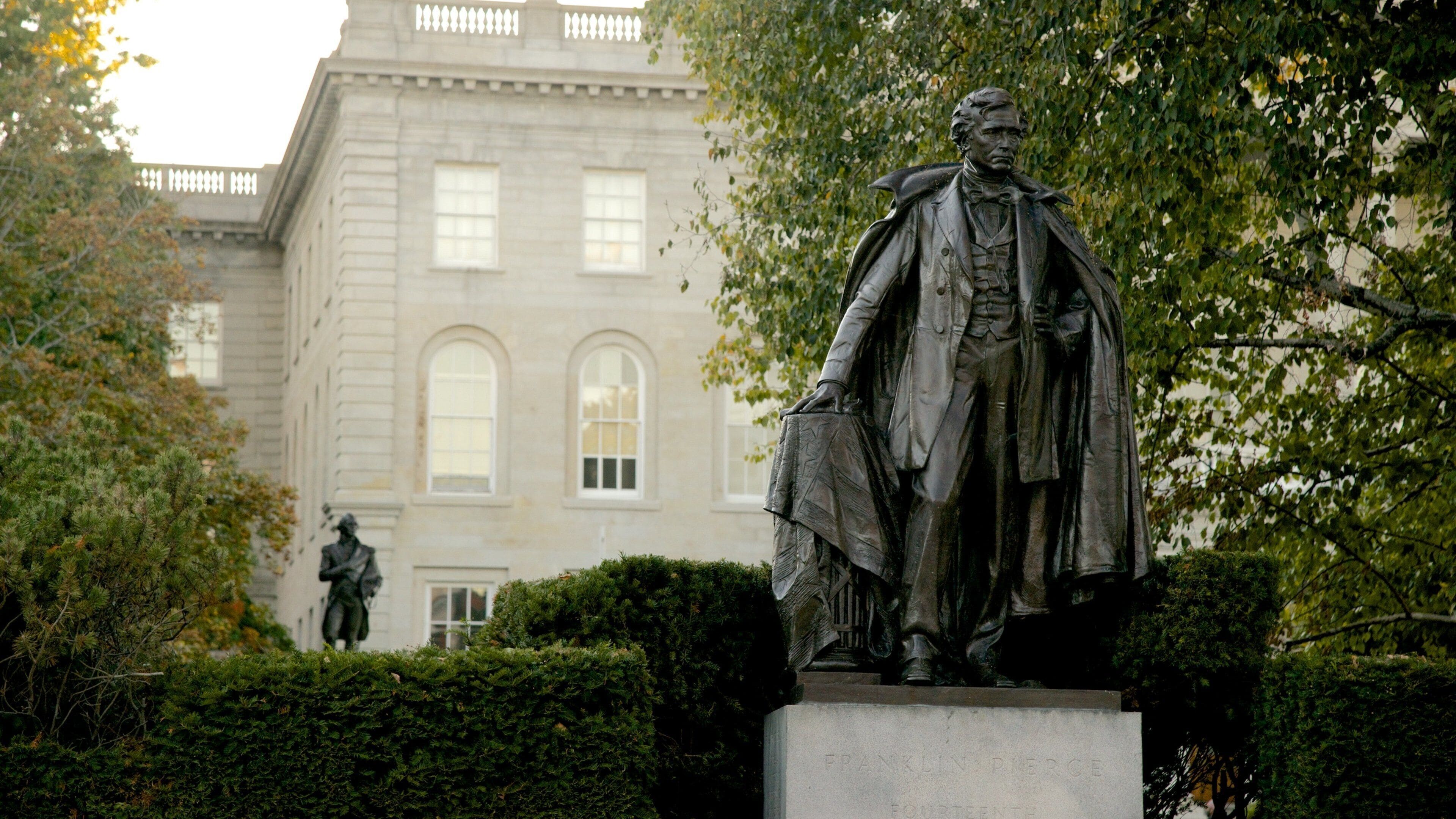 Concord featuring a statue or sculpture