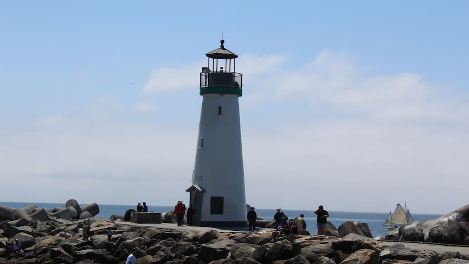 41.5 feet tall, 350,000 pounds and able to withstand a quarter million pounds of wave energy: Walton Lighthouse