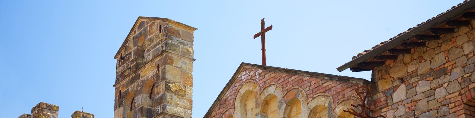 Calistoga showing heritage elements and a church or cathedral