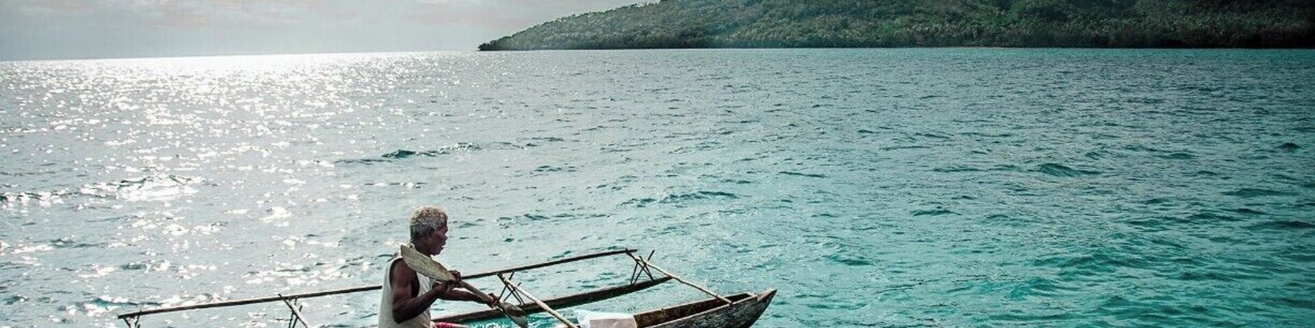 Martin would stop to visit us each day after fishing.
Read more: http://tenayatravels.com/Latest%20Update%202013%20%208%20August%202.html