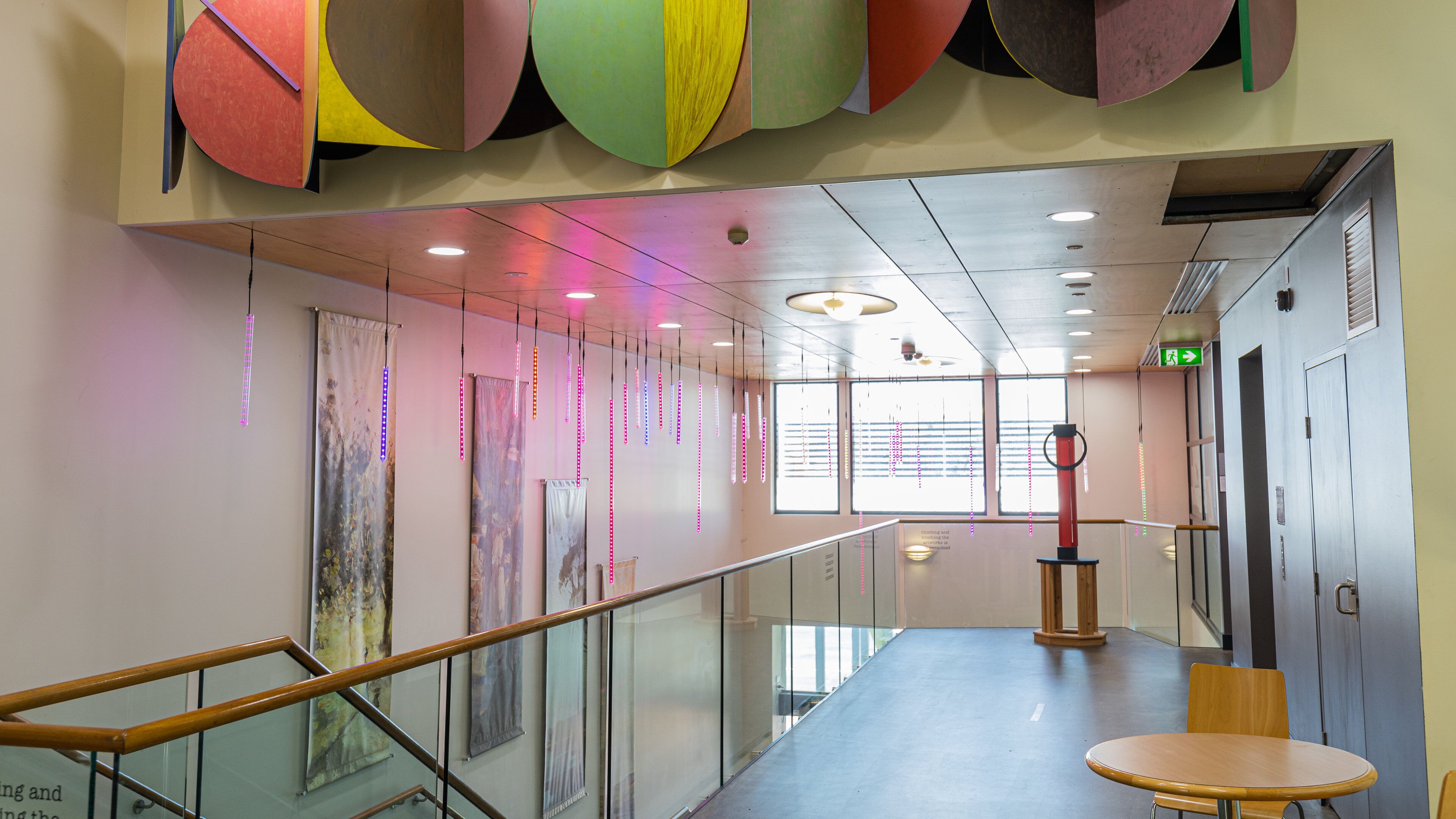 Tamworth Regional Gallery which includes art and interior views