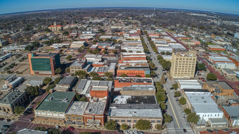 Corsicana is a small Town in Rural Texas