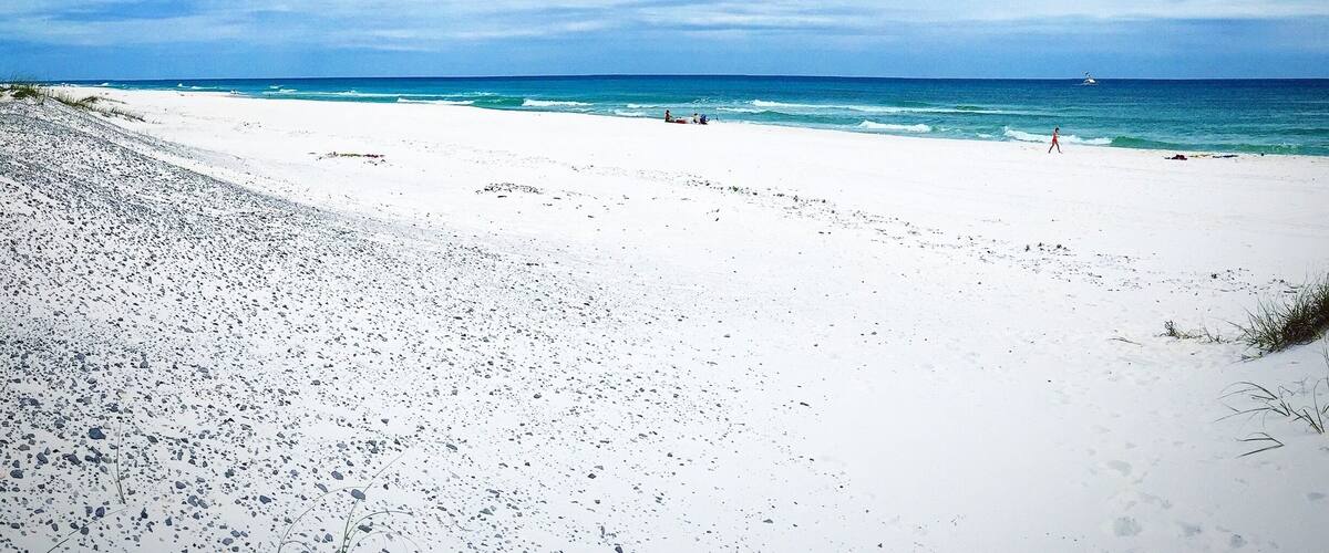 White sugar sand and beautiful turquoise blue water! Shot taken in early April and we had a blast exploring seashore.