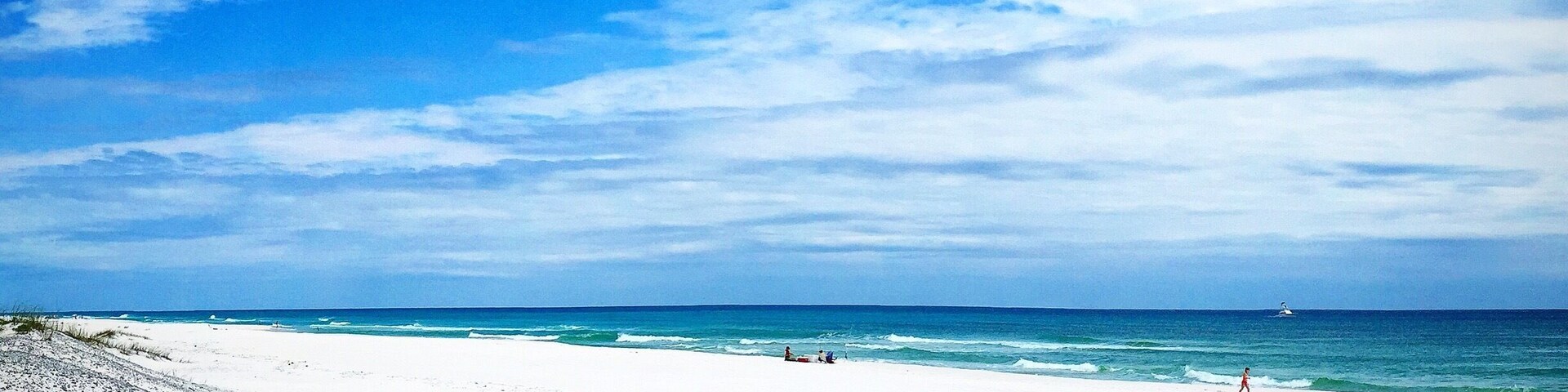 White sugar sand and beautiful turquoise blue water! Shot taken in early April and we had a blast exploring seashore.