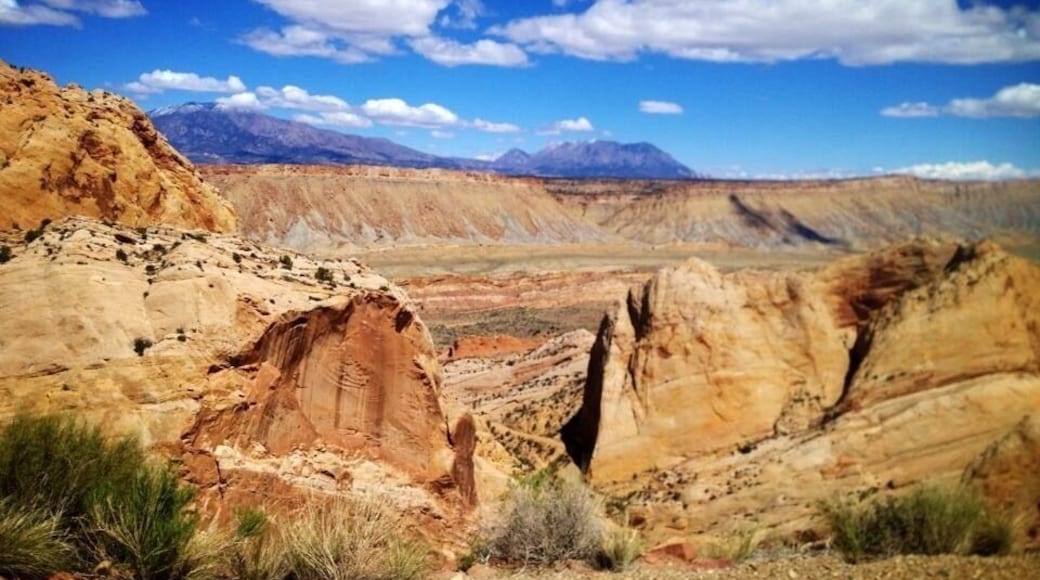 Burr trail runs from lake Powell Utah to Escalante. dirt road with amazing views! Highly recommended if you have time for a the long scenic route!