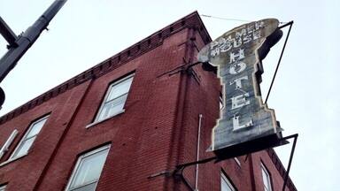 Supposedly one of the most haunted locations in Minnesota. As showcased on the show Ghost Adventures, stay the night if you dare!...also great burgers at the restaurant. #ghostadventures #paranormal #hotel #travel #haunted #restaurant #Minnesota