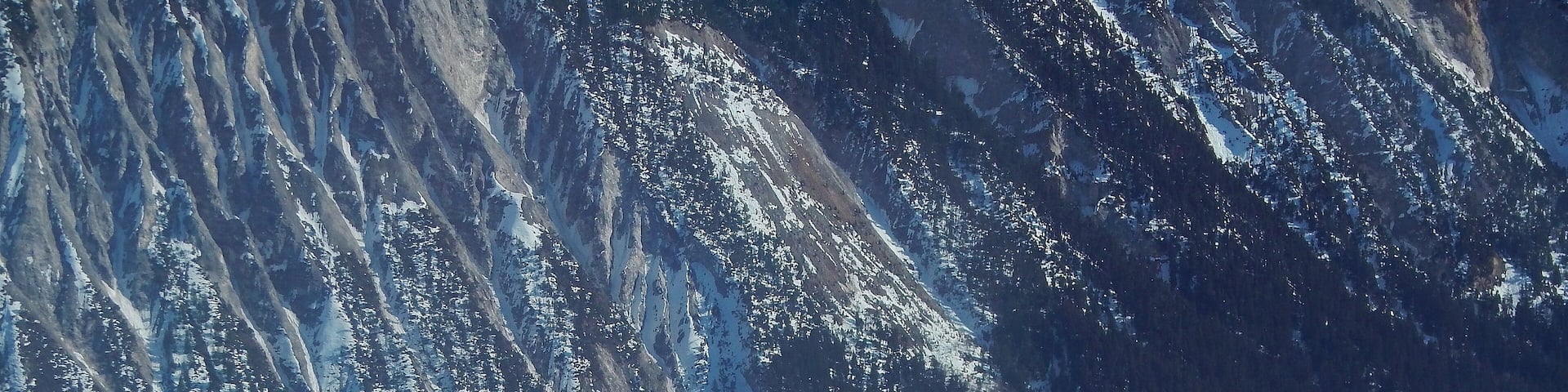 Les 3 Vallées: View to Courchevel Moriond