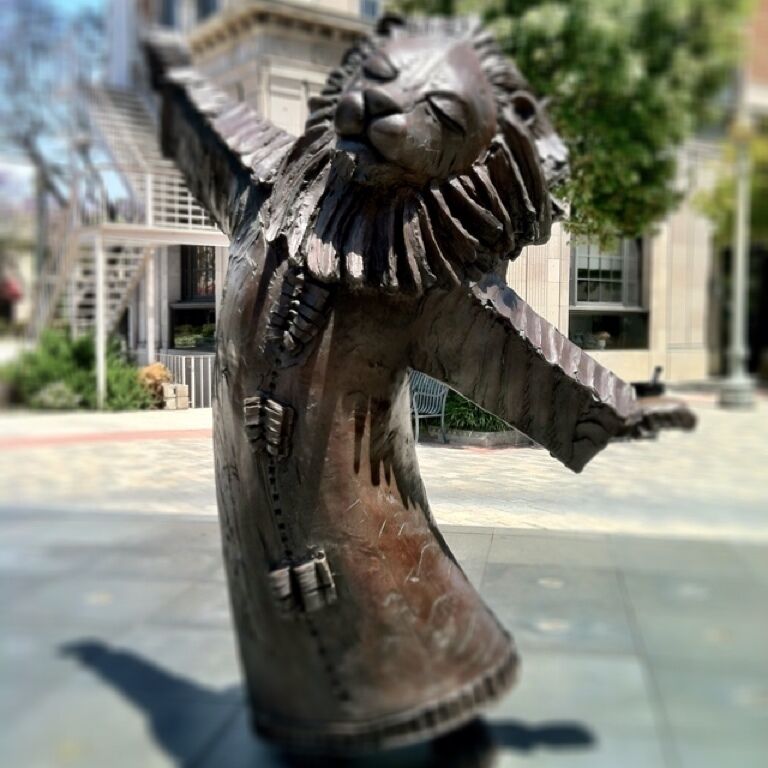 The lion from the Wizard of Oz outside the Culver Hotel. A fountain often shoots water up around it for kids to play in.