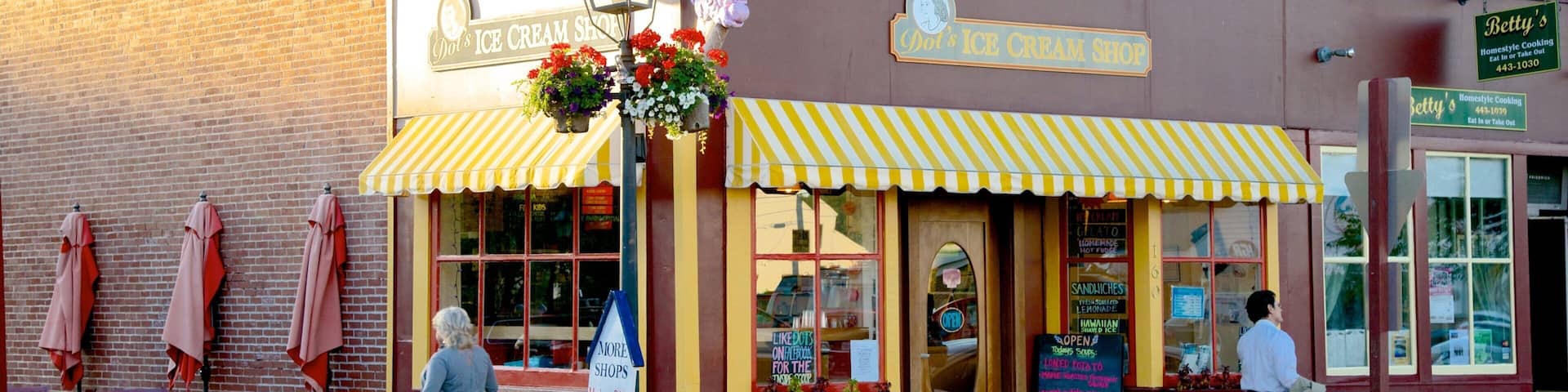 Bath featuring a city