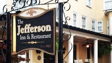 Sweet tea, front porches, southern charm