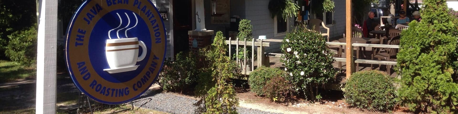 Tried a new spot in Southern Pines,NC. The Java Bean Plantation is in a little house where they roast their own coffees. The latte was well made and tasty. Very nice staff and good selection of coffees. One of the nicest places I've found to just hang for a while.