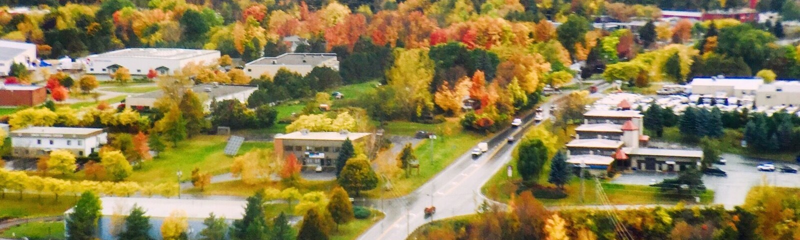 Vermont Autumn Views as seen from above #autumn #pnw #fall #roadtrip #travel #adventure #colorful #nationalparks #vermont