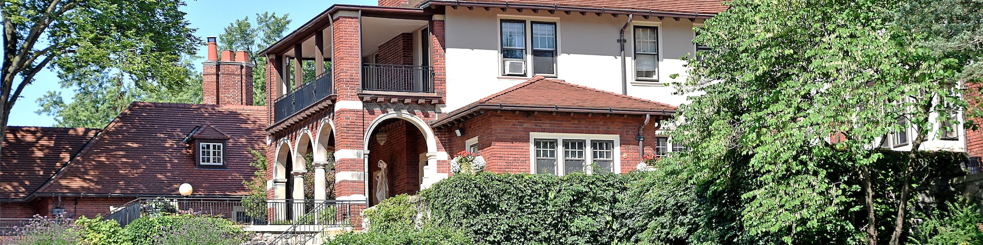 Incredible vistas at every turn, the relaxing melody of water streaming out of iconic fountains, the comforting smell of flowers in many remarkable gardens, the feeling of the rich history, exceptional craftmanship, and architectural wonder all around you...just a taste of what awaits at Cranbrook House & Gardens.