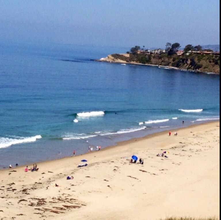 Commanding views of the Salt Creek beach allowed me to eat my huevos rancheros and watch the dolphins surf alongside the short boarders.   I slept really well here, though full surf days help.  