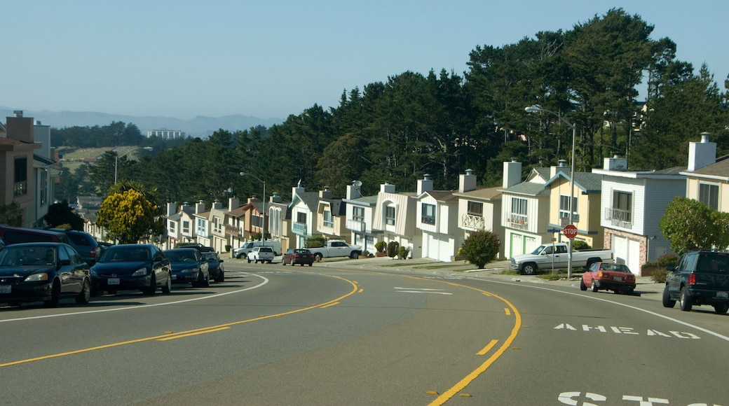C6HMYK Suburbs, Daly City, San Francisco, Califonia, USA