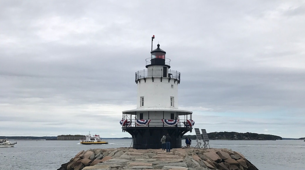 A cool walk out the jetty.
