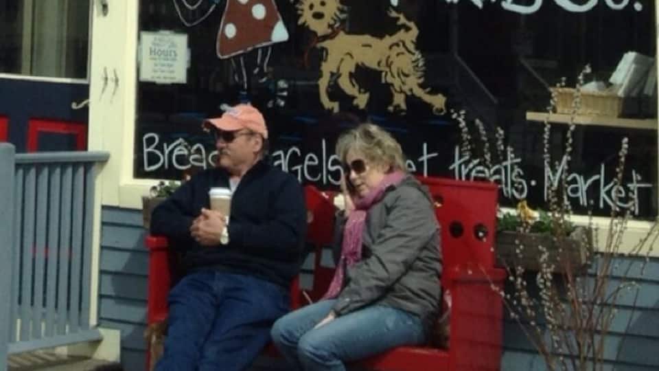 OMG!, my newest discovery lead me to the Best Little Bakery and Espresso House!, the best Cookies they are like 15" round, all freshly made breads and pastries . They also serve wines----