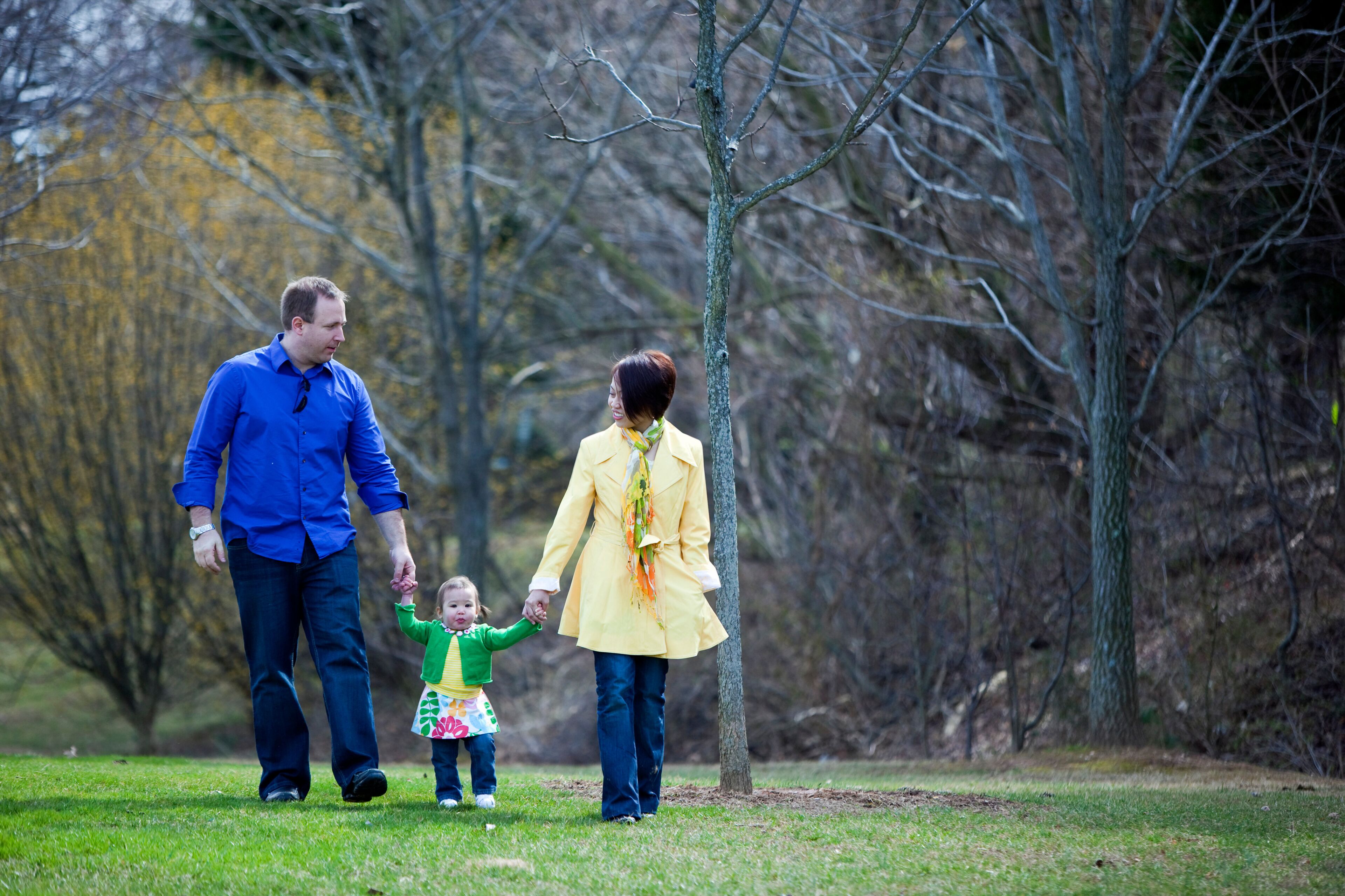 Family Walking in the Park, Bethesda, Maryland, USA